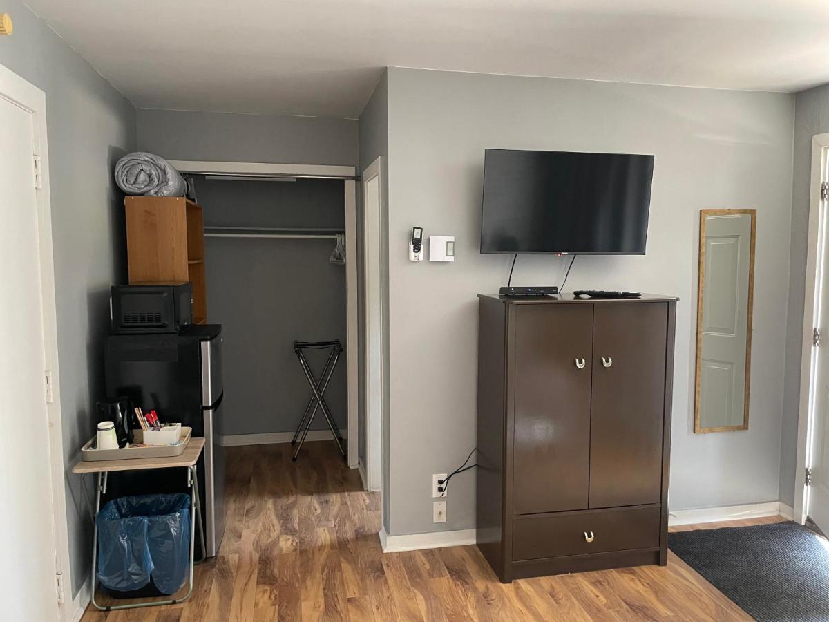 Auberge Restwell Motel Berrys Mills Ngoại thất bức ảnh